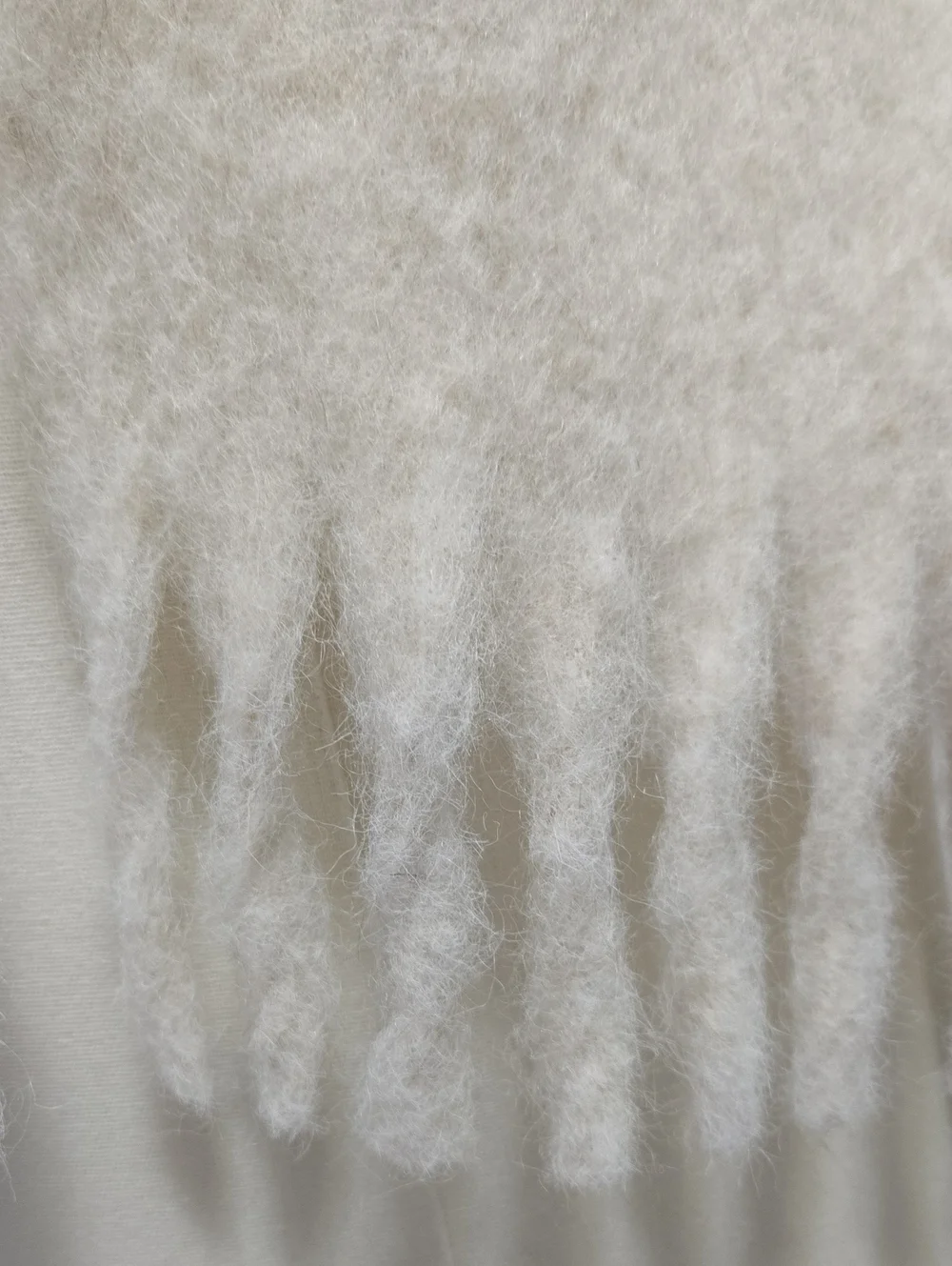 Arctic Fox Reykjavik Scarf Natural White NWT Soft Winter Chunky Unisex